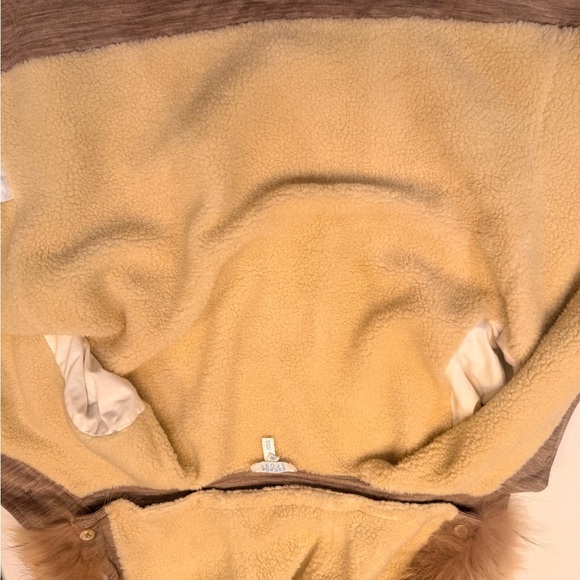 Escada Sport Tan Jacket with Cream Fur! Size 36 (small) - Picture 8 of 9